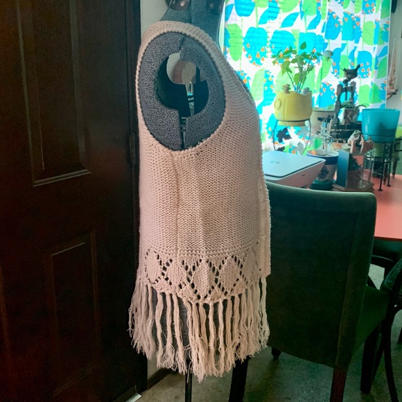 Size S L.A. Hearts boho fringe vest - Picture 3 of 7